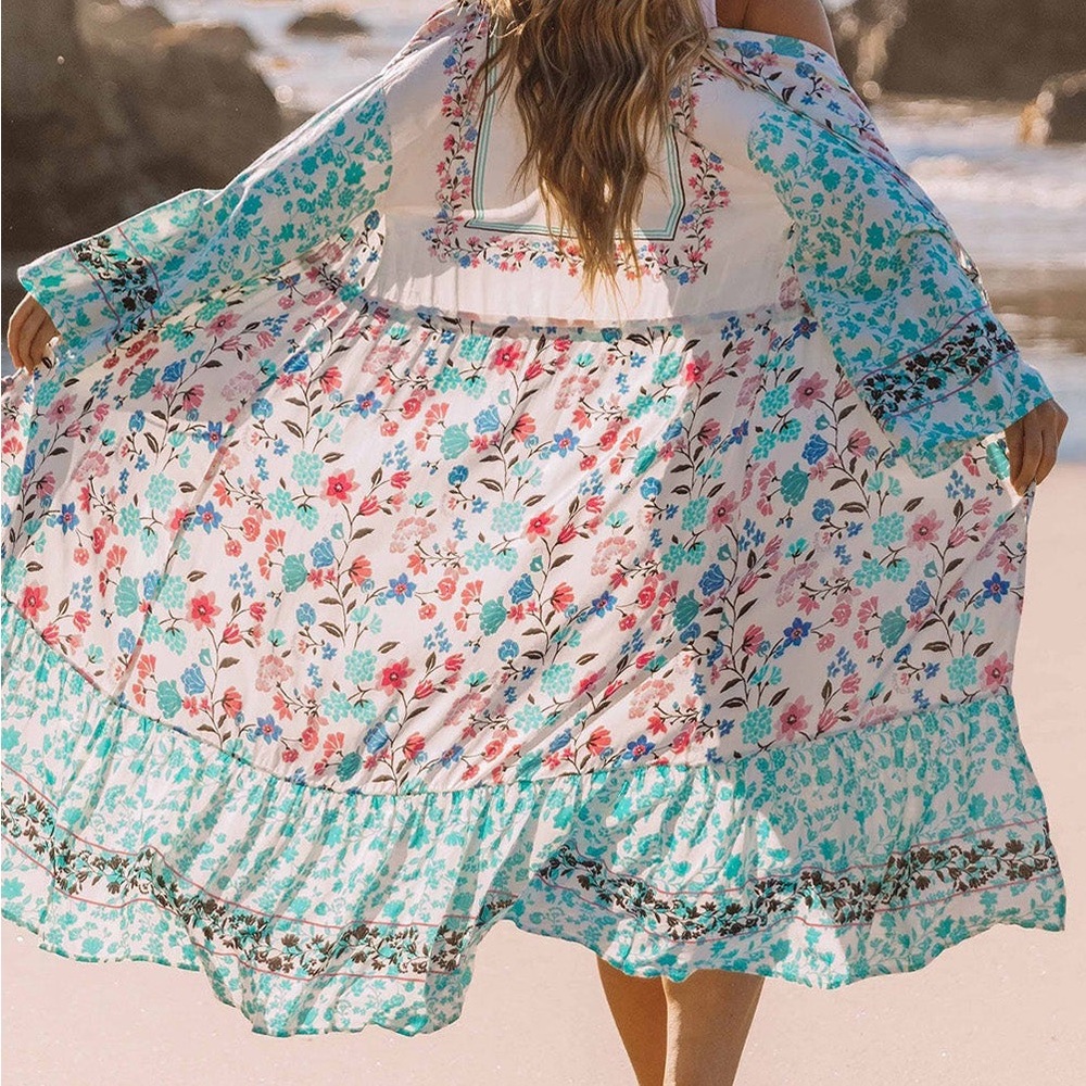 Flowing spring cover up